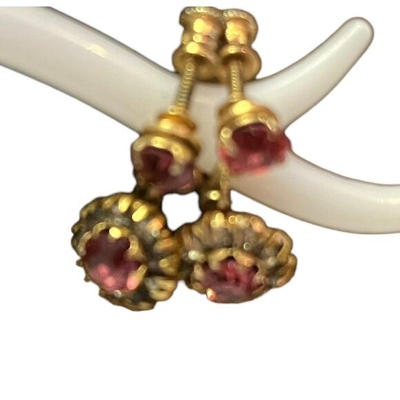 Set of 3 Vintage Screw Back Earrings - Picture 2 of 5